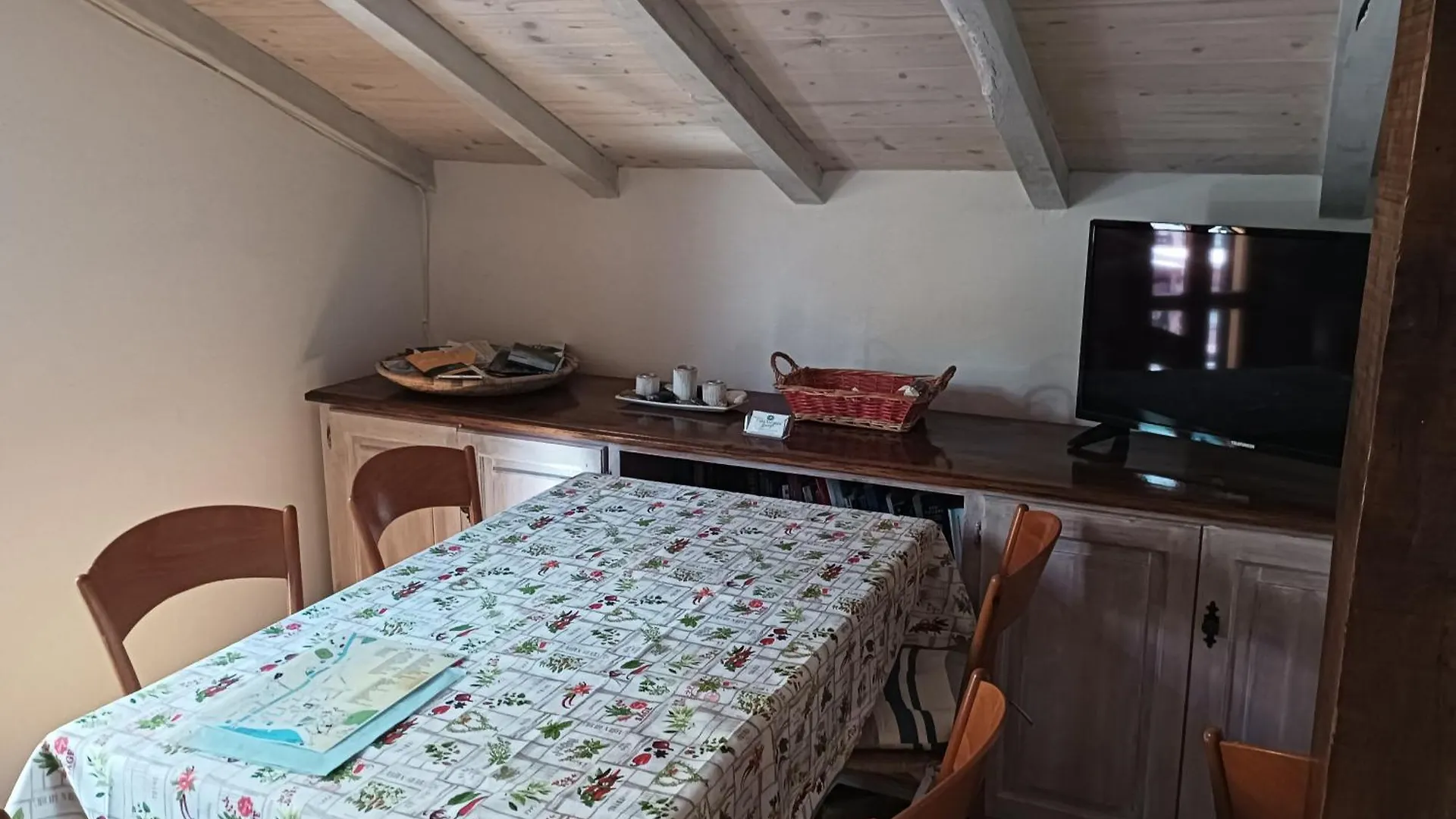 Delizioso Attico Con Ampio Terrazzo E Garage A Due Passi Dal Mare E Dalle Cinqueterre Lt-0485 Levanto